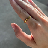 Sanna tunn fidget-ring